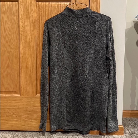 ZYIA Active Gray Fog Performance 1/4 Zip Pullover Seamless Body Size Large - Picture 4 of 5